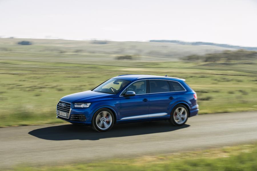  Audi SQ7 TDI (4M) 2016 года  (AU) (фото 8 из 30)